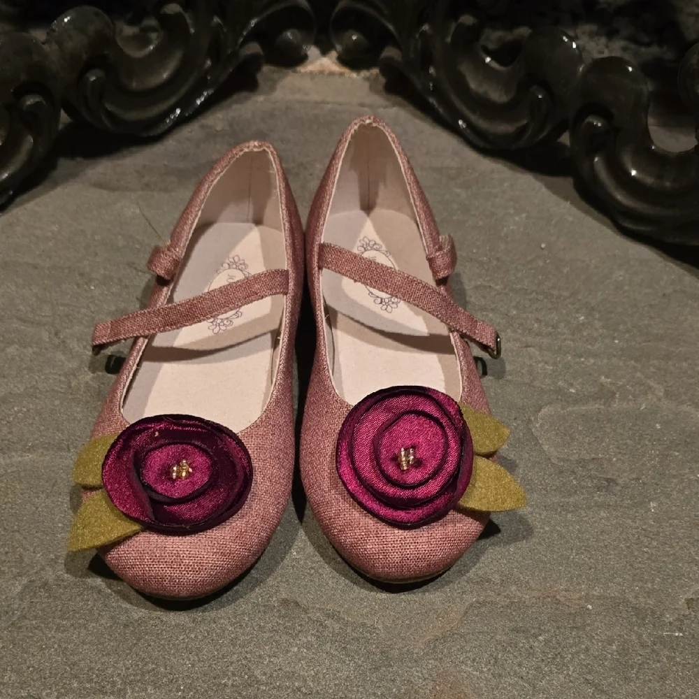 Joyfolie Girls' Pink Mary Jane Shoes with Floral Accent Size 13